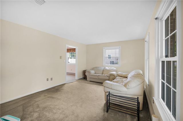 444 Georgetown Road, Lower Nazareth Twp, PA 18064