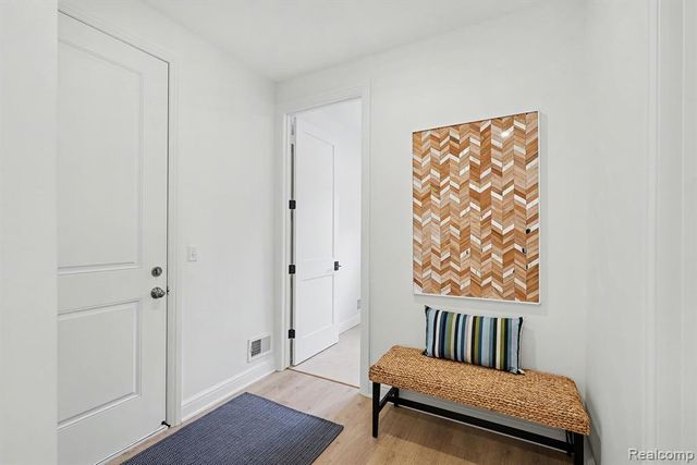 55390 Jewell Road, Shelby Twp, MI 48315