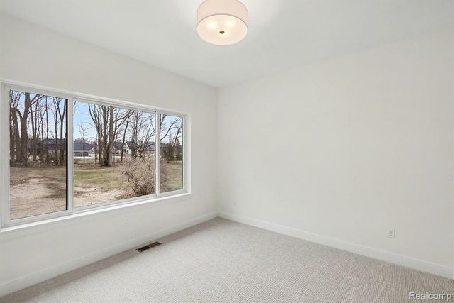 55390 Jewell Road, Shelby Twp, MI 48315