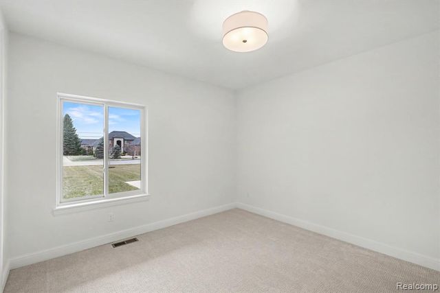 55390 Jewell Road, Shelby Twp, MI 48315