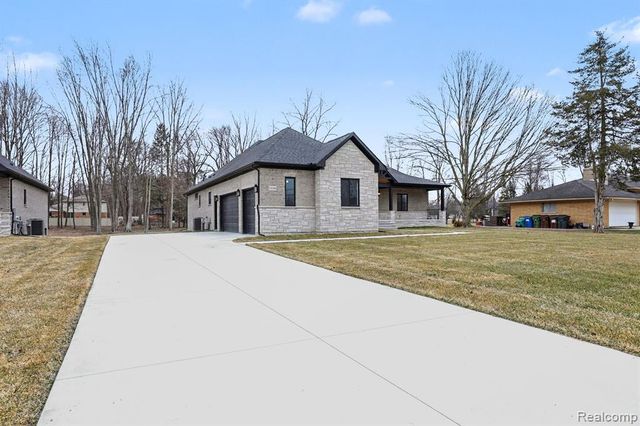 55390 Jewell Road, Shelby Twp, MI 48315