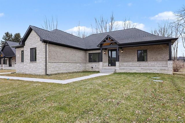 55390 Jewell Road, Shelby Twp, MI 48315