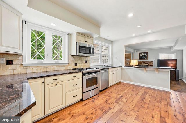 700 BROAD VIEW RD, Exton, PA 19341