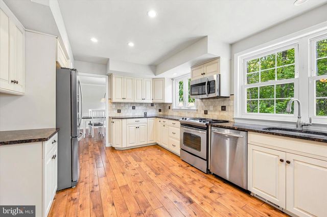 700 BROAD VIEW RD, Exton, PA 19341