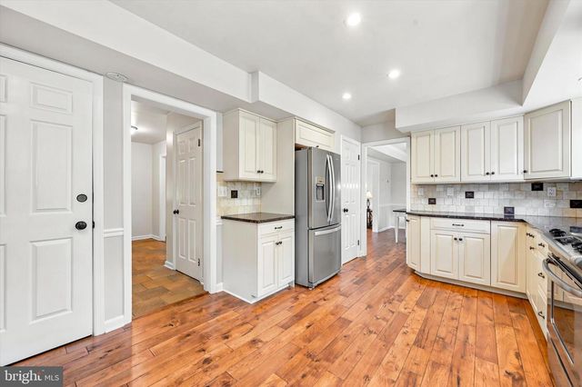700 BROAD VIEW RD, Exton, PA 19341