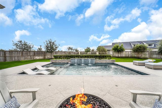 18303 Westcave Creek Drive, Cypress, TX 77433