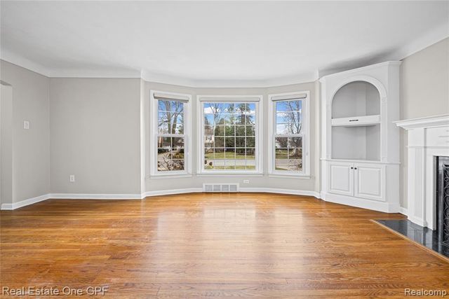 2121 Bonnieview Drive, Royal Oak, MI 48073