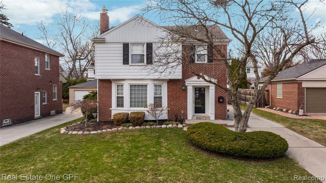 2121 Bonnieview Drive, Royal Oak, MI 48073