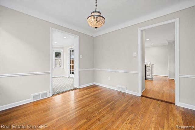 2121 Bonnieview Drive, Royal Oak, MI 48073