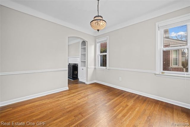 2121 Bonnieview Drive, Royal Oak, MI 48073