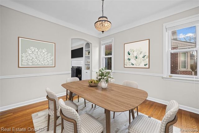 2121 Bonnieview Drive, Royal Oak, MI 48073