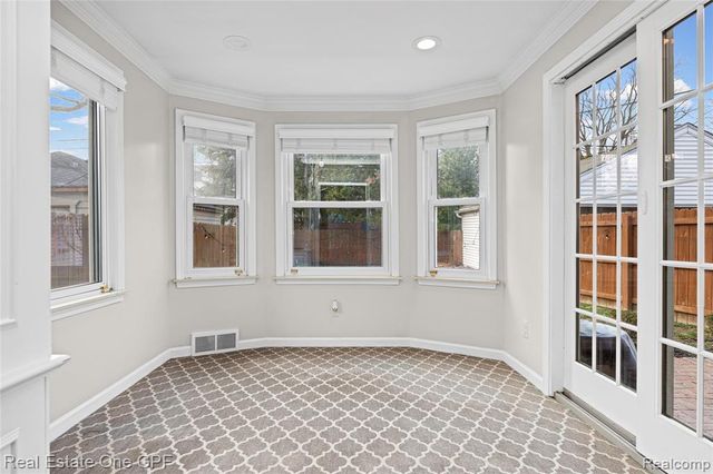 2121 Bonnieview Drive, Royal Oak, MI 48073