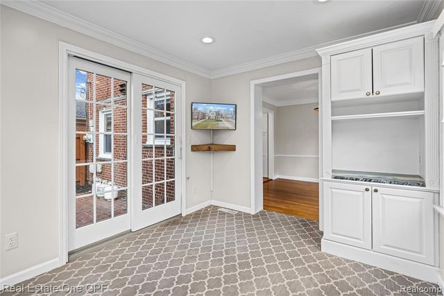 2121 Bonnieview Drive, Royal Oak, MI 48073