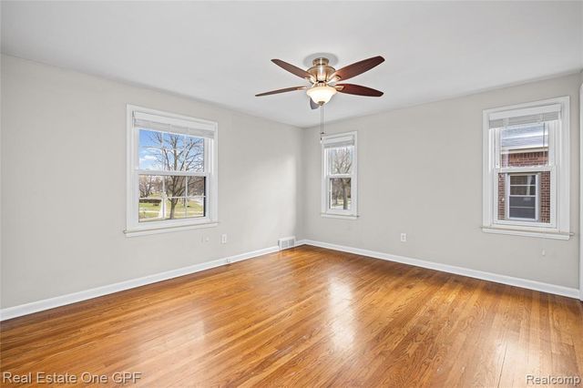 2121 Bonnieview Drive, Royal Oak, MI 48073