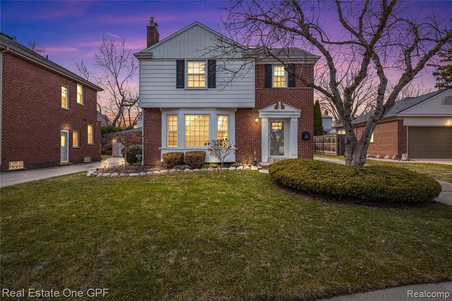 2121 Bonnieview Drive, Royal Oak, MI 48073