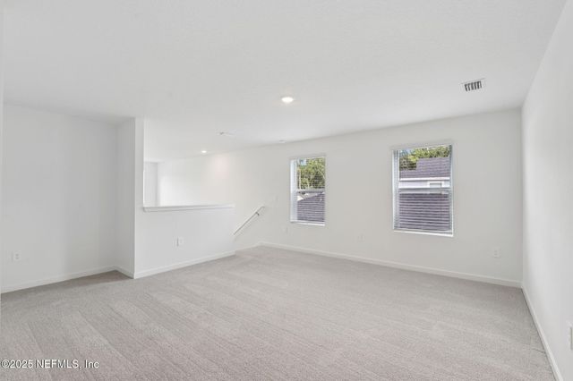 7335 QUEENSGATE Circle, Jacksonville, FL 32219