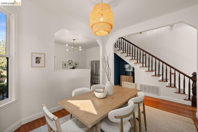 3239 Adeline St, Oakland, CA 94608