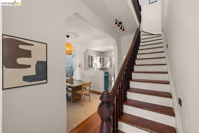 3239 Adeline St, Oakland, CA 94608