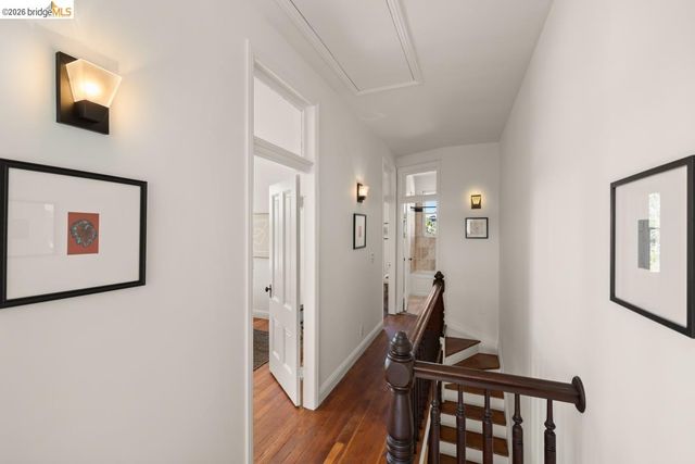 3239 Adeline St, Oakland, CA 94608