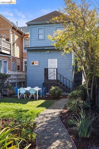 3239 Adeline St, Oakland, CA 94608