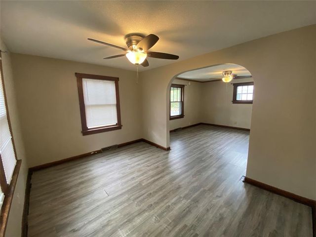 1223 Barron Street, Eau Claire, WI 54703