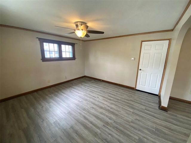 1223 Barron Street, Eau Claire, WI 54703