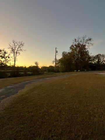 1617 Florence Drive, Azle, TX 76020