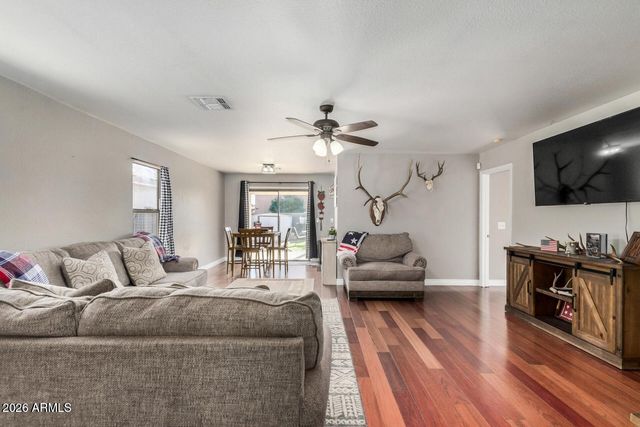 8043 W EVA Street, Peoria, AZ 85345