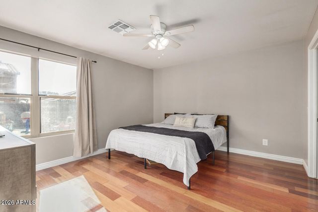 8043 W EVA Street, Peoria, AZ 85345