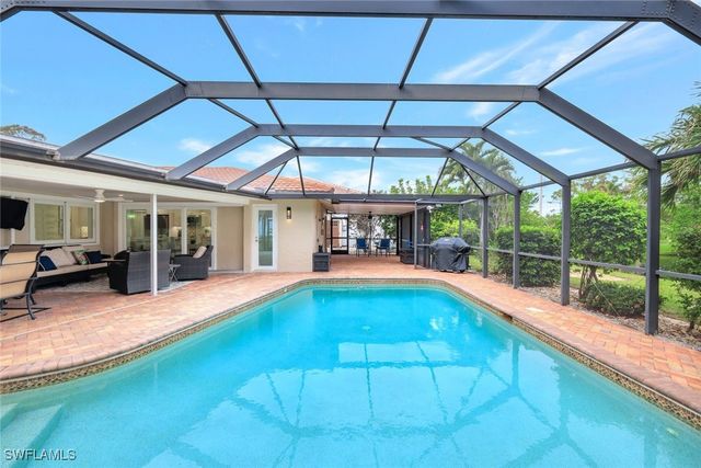989 E Valley DR, Bonita Springs, FL 34134