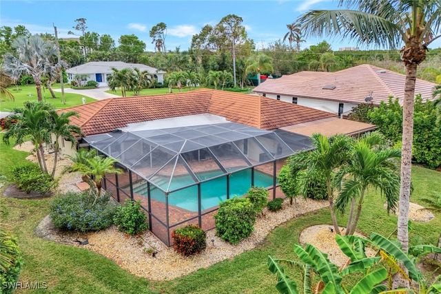 989 E Valley DR, Bonita Springs, FL 34134