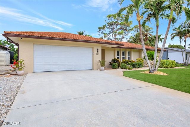 989 E Valley DR, Bonita Springs, FL 34134