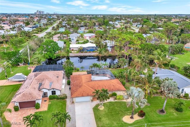 989 E Valley DR, Bonita Springs, FL 34134
