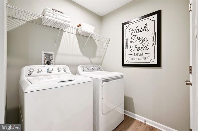 318 PISA CT, New Cumberland, PA 17070
