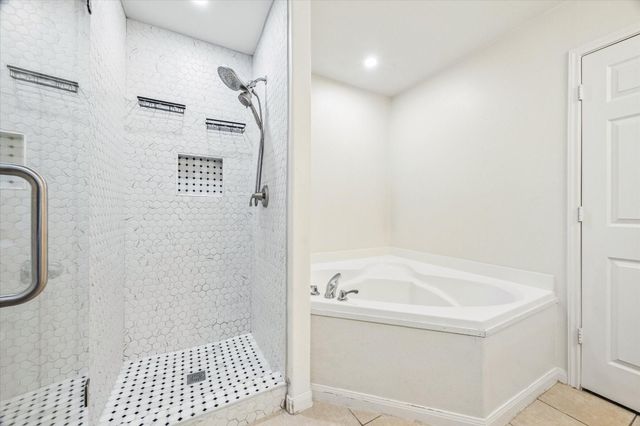 9907 Garnet Springs Drive, Rosharon, TX 77583
