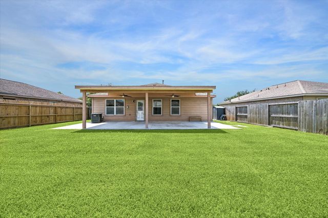 9907 Garnet Springs Drive, Rosharon, TX 77583