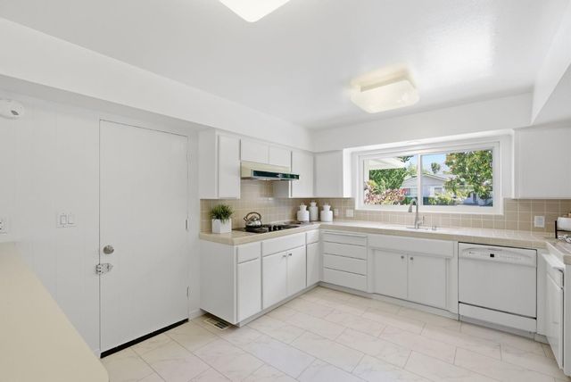 20653 Woodward Court, Saratoga, CA 95070