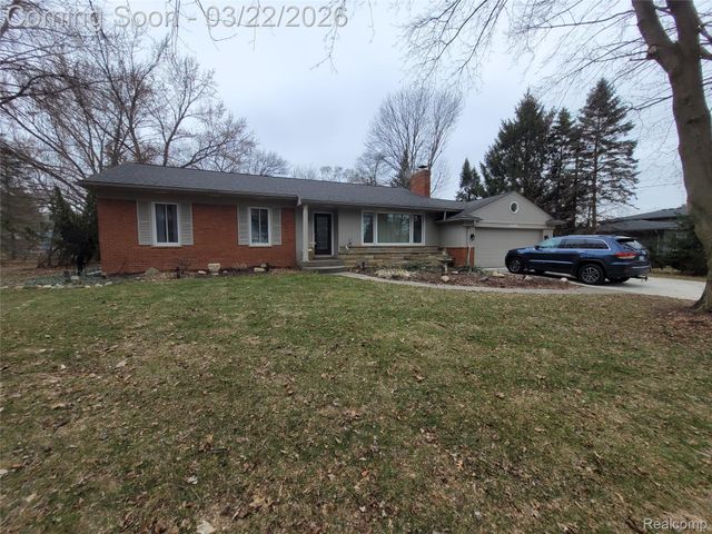 24500 Tudor Lane, Franklin Village, MI 48025