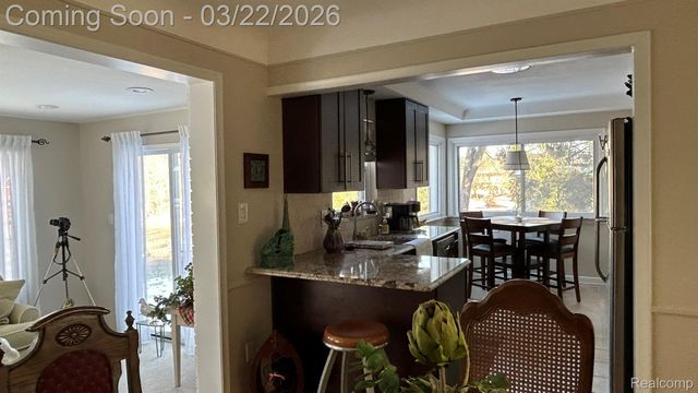 24500 Tudor Lane, Franklin Village, MI 48025