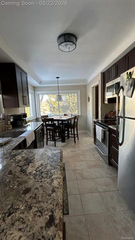 24500 Tudor Lane, Franklin Village, MI 48025