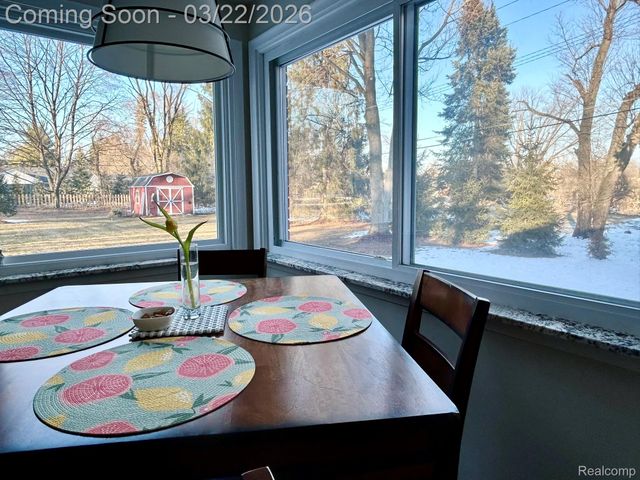 24500 Tudor Lane, Franklin Village, MI 48025