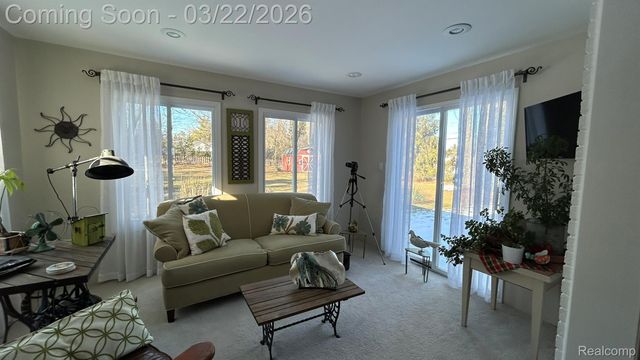 24500 Tudor Lane, Franklin Village, MI 48025