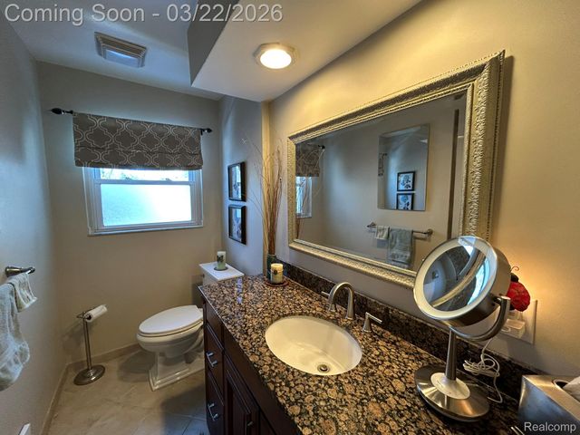 24500 Tudor Lane, Franklin Village, MI 48025