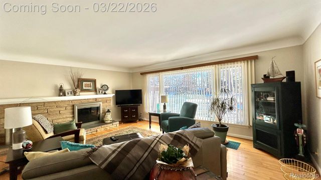 24500 Tudor Lane, Franklin Village, MI 48025