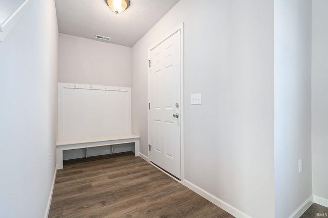 1239 Lucas Court, Huntington, IN 46750