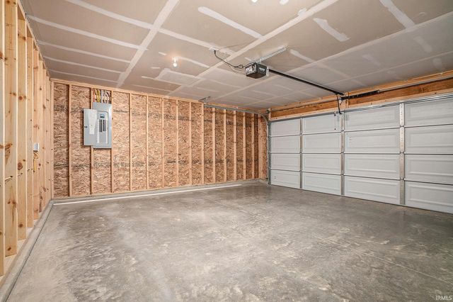 1239 Lucas Court, Huntington, IN 46750