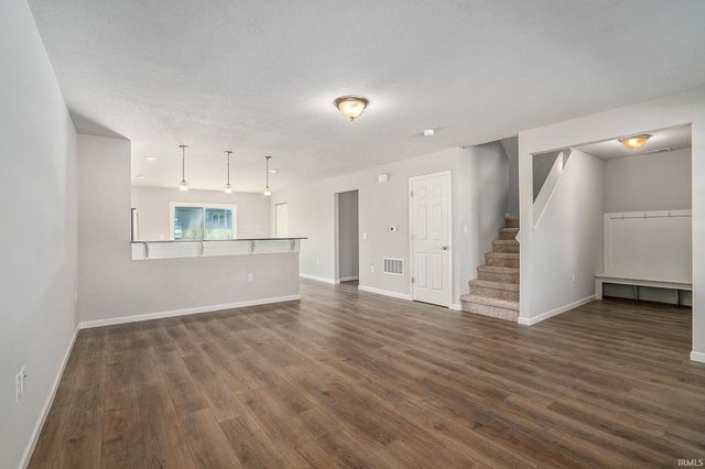 1239 Lucas Court, Huntington, IN 46750