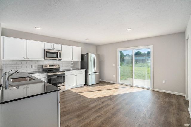 1239 Lucas Court, Huntington, IN 46750