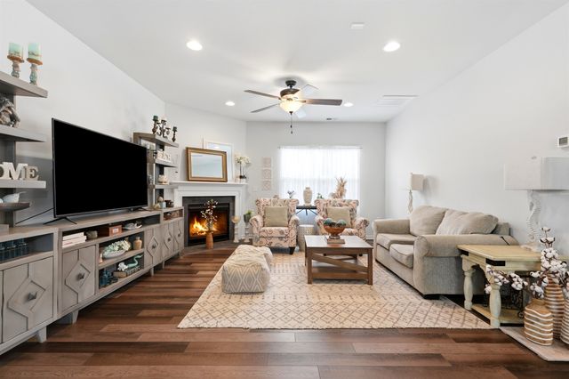 424 Black Cherry Way, Conway, SC 29526