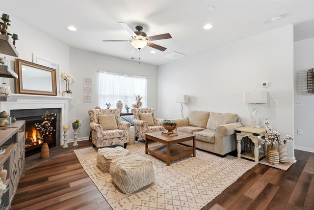 424 Black Cherry Way, Conway, SC 29526